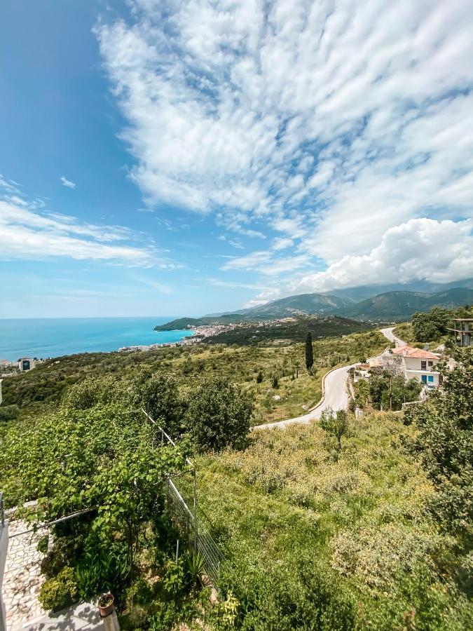 Elea Guesthouse ヒマラ エクステリア 写真
