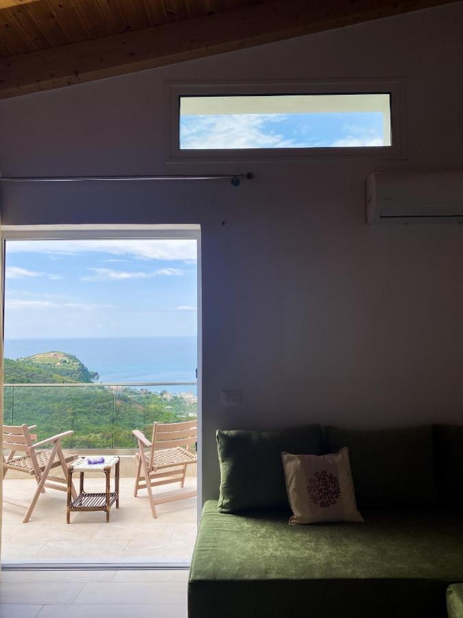 Elea Guesthouse ヒマラ エクステリア 写真