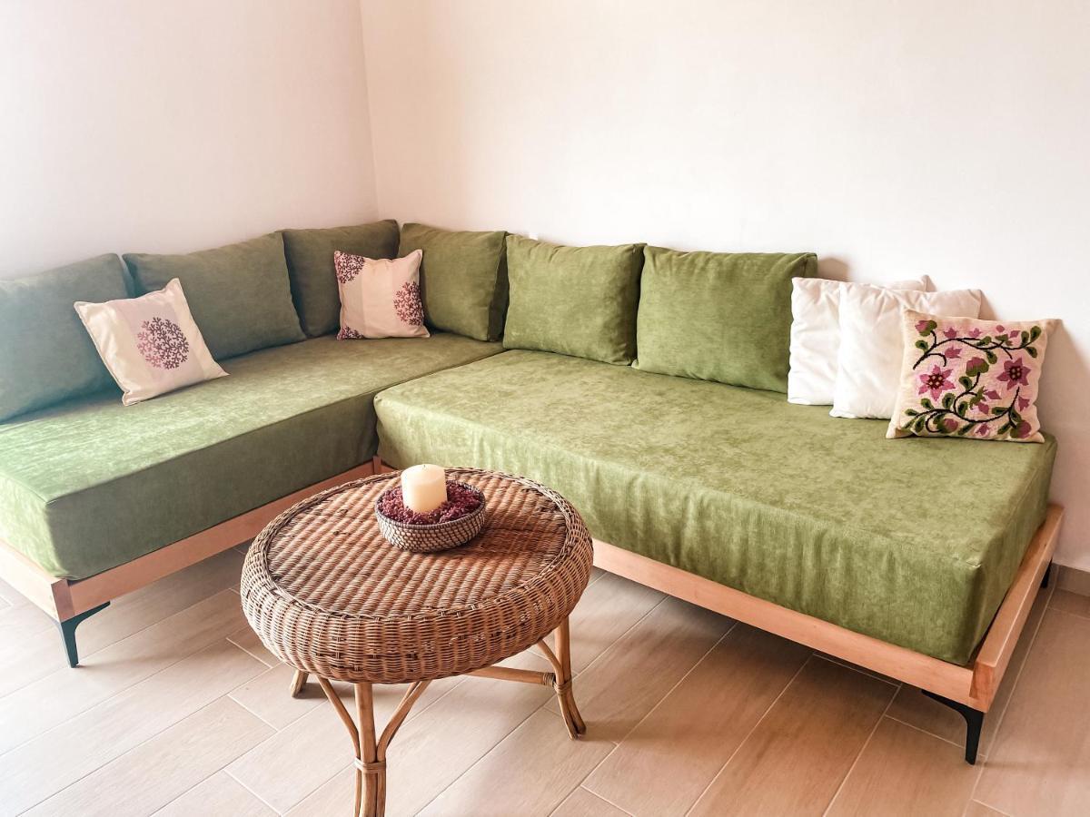 Elea Guesthouse ヒマラ エクステリア 写真