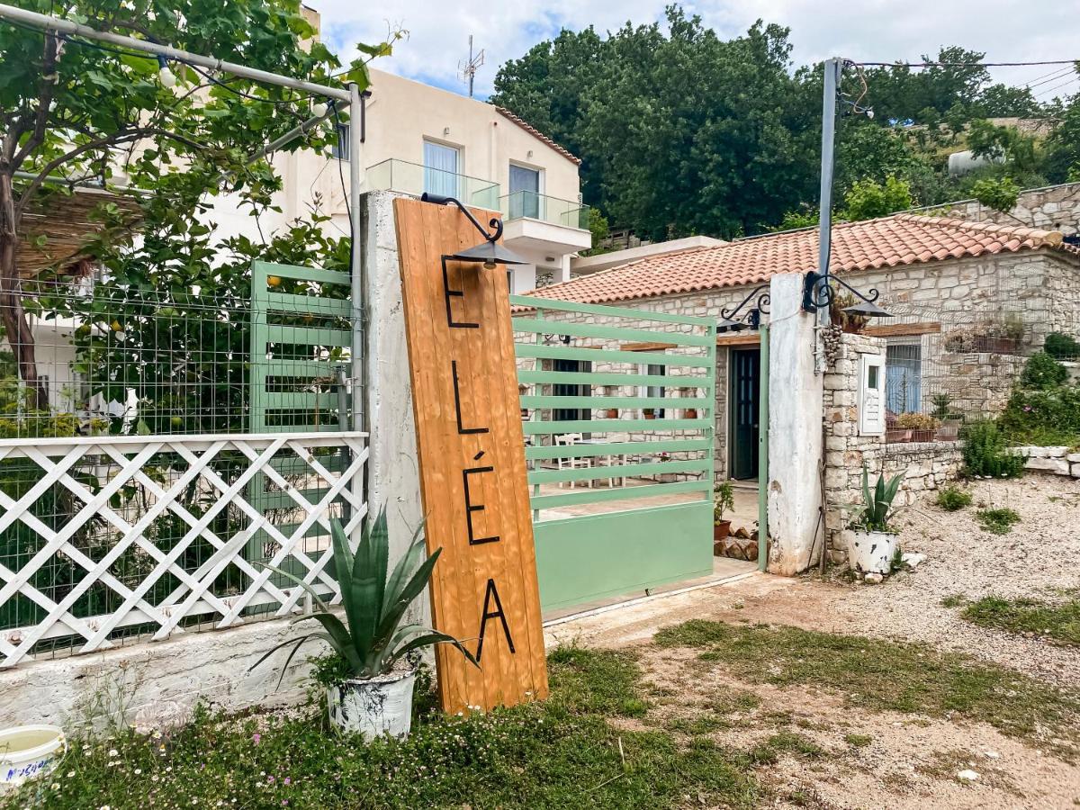 Elea Guesthouse ヒマラ エクステリア 写真