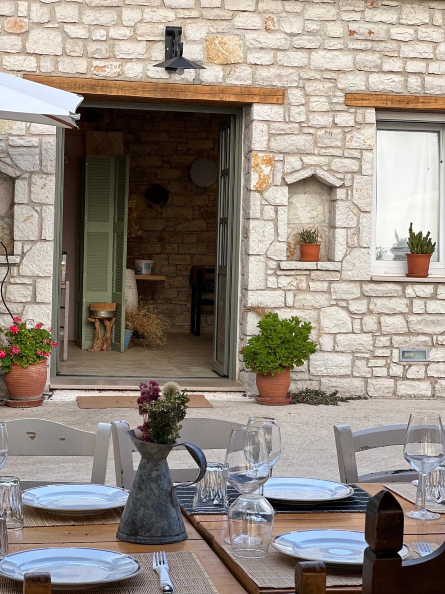 Elea Guesthouse ヒマラ エクステリア 写真
