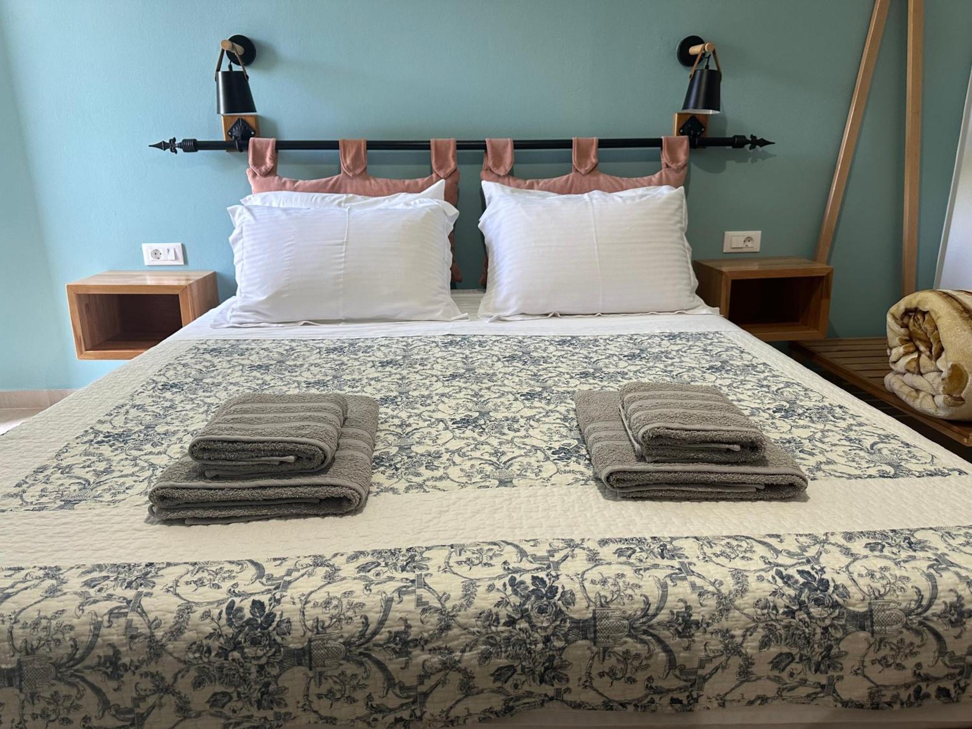 Elea Guesthouse ヒマラ エクステリア 写真